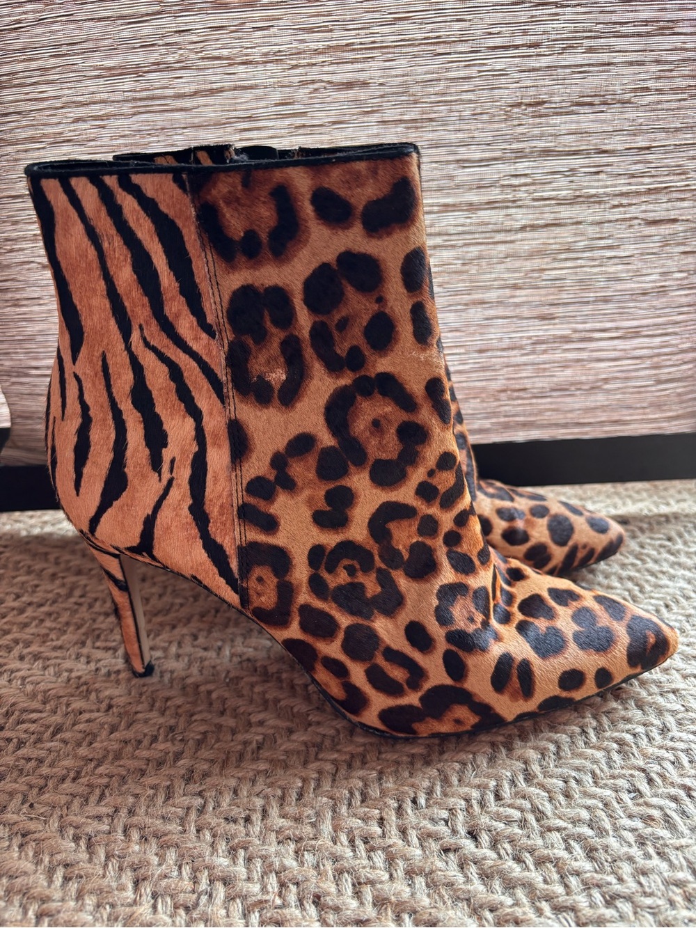 Aldo Leopard &. Tiger Print Pointed-Toe Ankle Boots 8.5 - Brown/Black